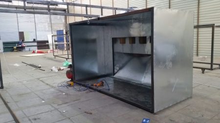 Линия порошковой покраски КРАСТЕХ на производстве ООО «Строй Стил Ресурс», Химки, микрорайон Сходня
